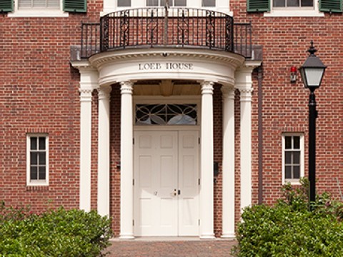 Photograph of entrance to Loeb House, where Harvard governing boards convene